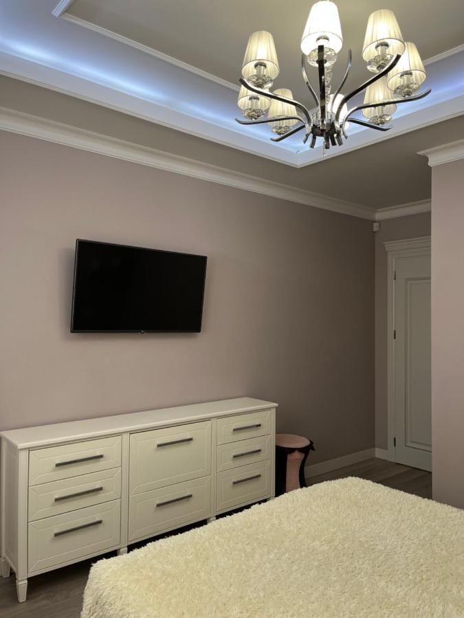 Apartament In The Center Of Chisinau Exterior photo