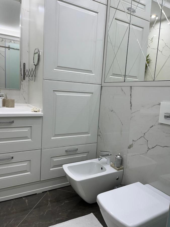 Apartament In The Center Of Chisinau Exterior photo